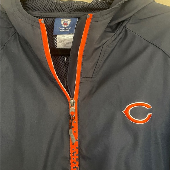 NWT NFL Chicago Bears Full Zip Reebok ONField Hooded Jacket- Large - Picture 4 of 7